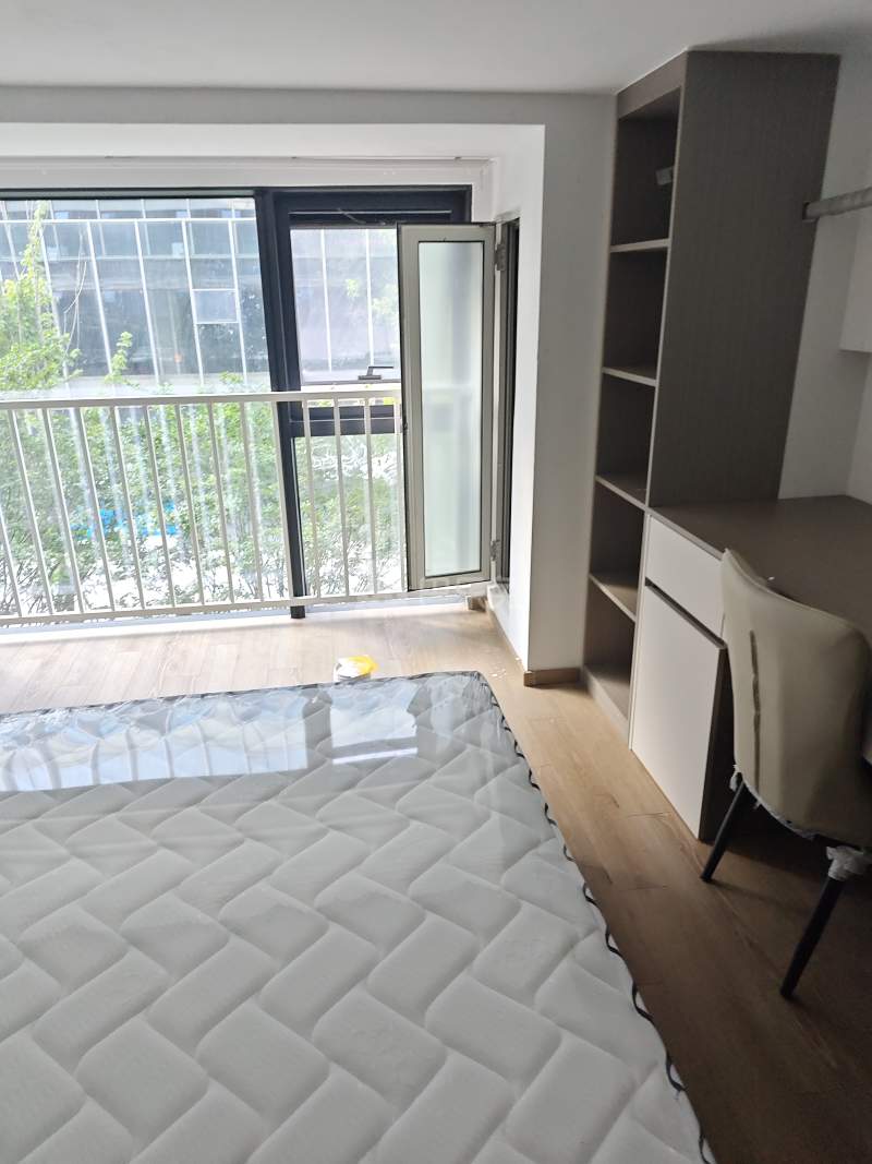 德信空港城14082708卧室图2