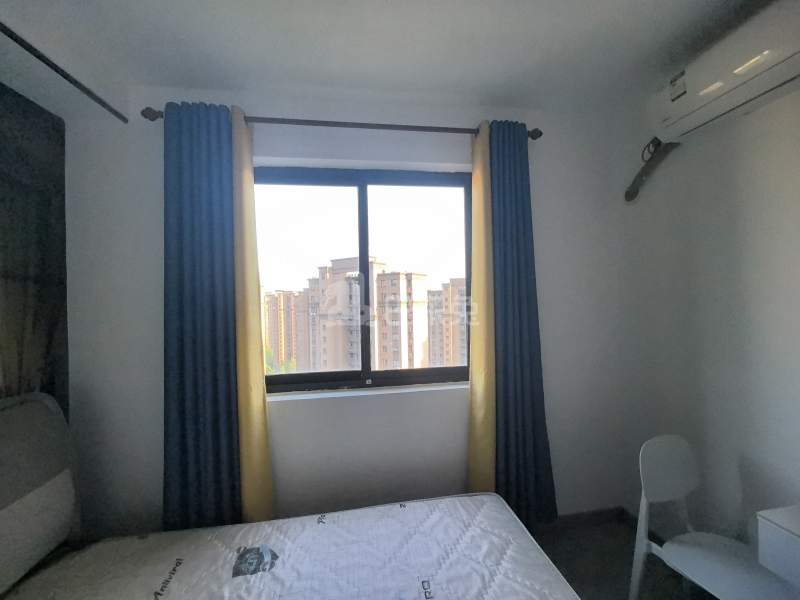 嘉海雅苑北区14137353卧室窗户图7