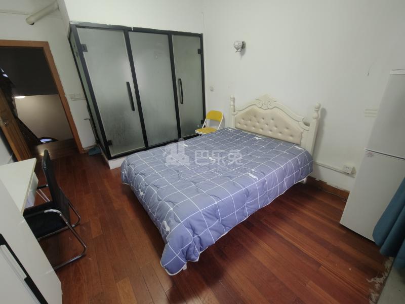 大场镇华欣苑14157944卧室图2