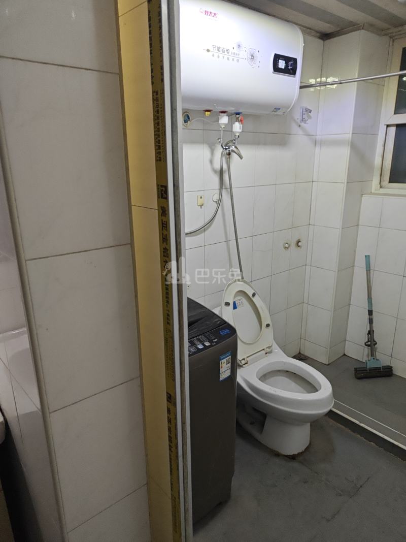 莲花新村14073525卫生间图8