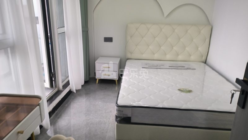 钱塘梧桐蓝山14181753卧室图0