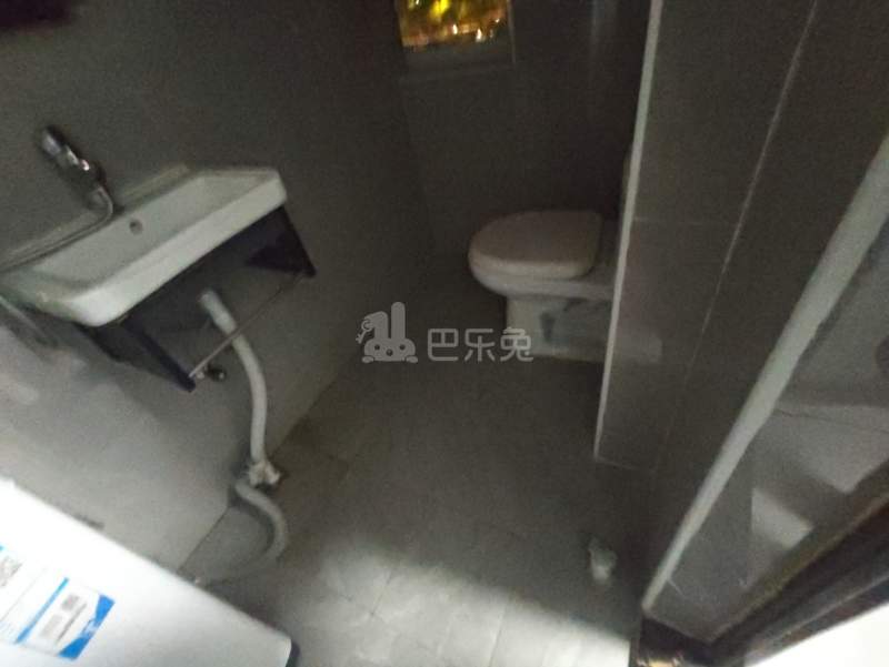 友谊路1000弄小区14185114卫生间图5