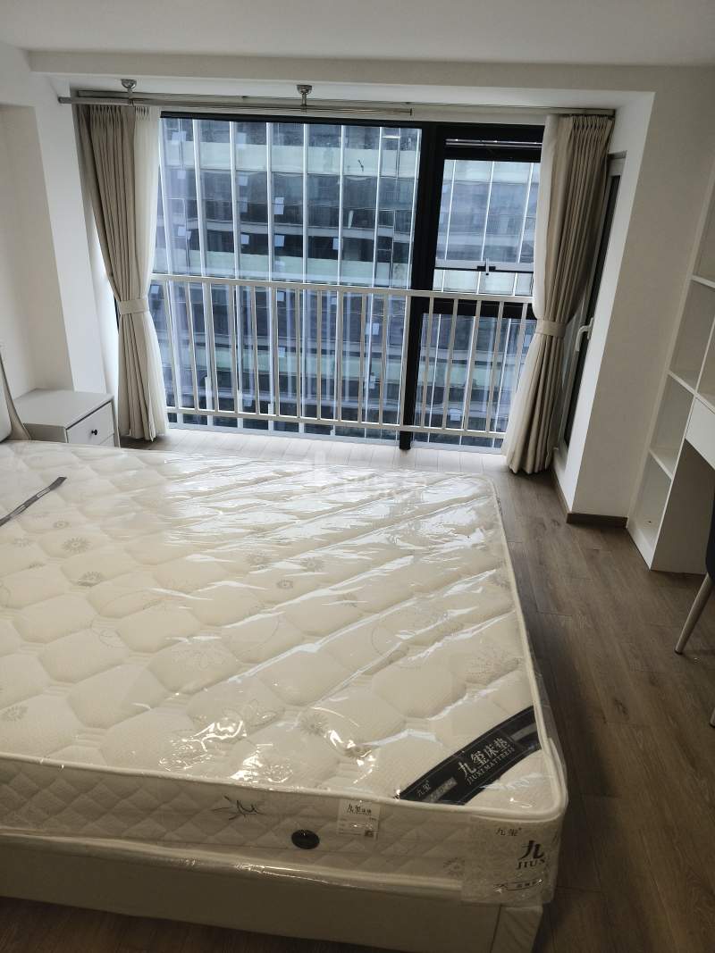 德信空港城14195108卧室图1