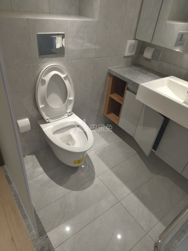 德信空港城14195108卫生间图4