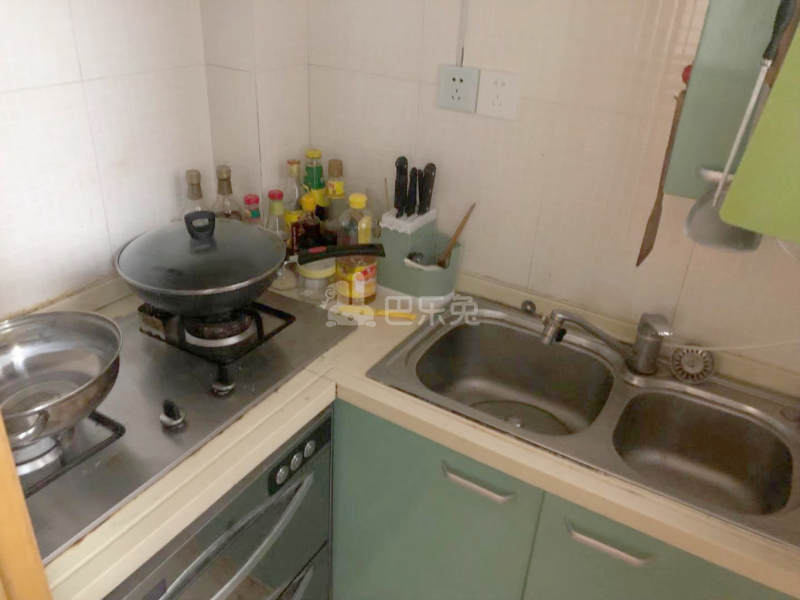 由由四村（严中路173弄）14227747厨房图4