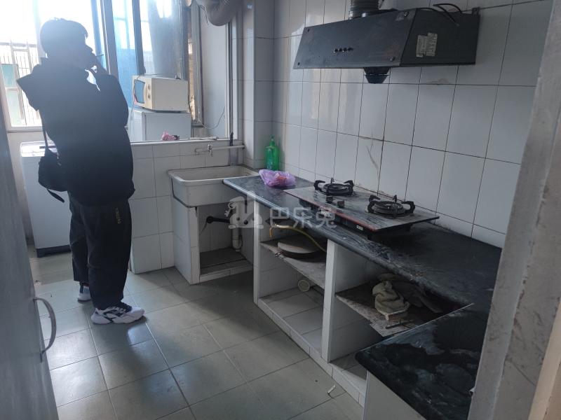 南桥人民新村14229236厨房图4