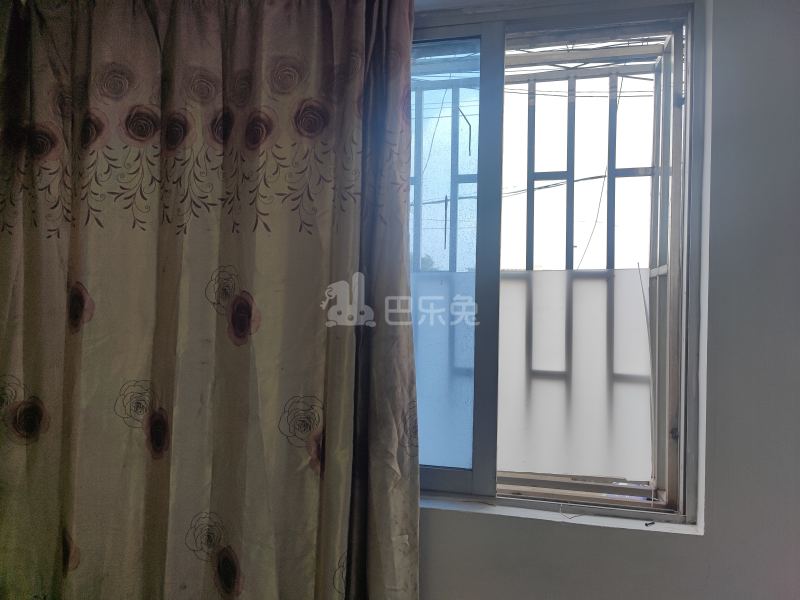 南桥人民新村14229236卧室窗户图8