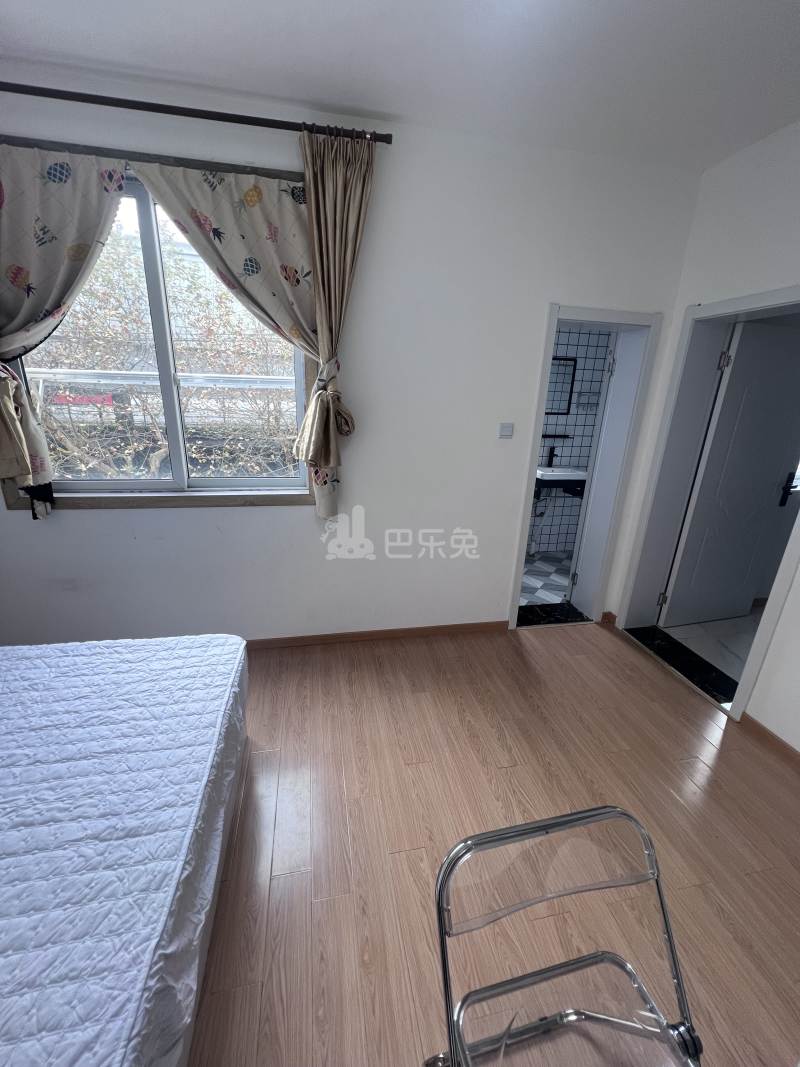 桃园新村（淞滨路803弄）14238754卧室图2