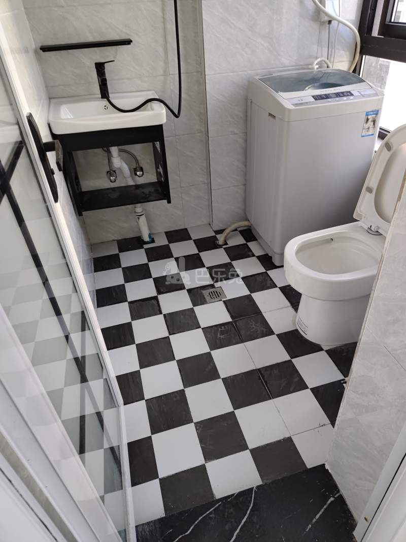 山秀景苑14241352卫生间图5