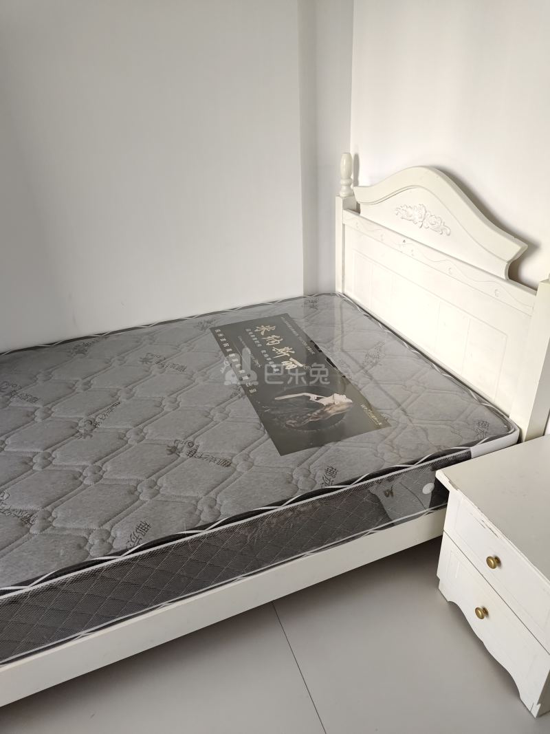 山秀景苑14241352卧室图1