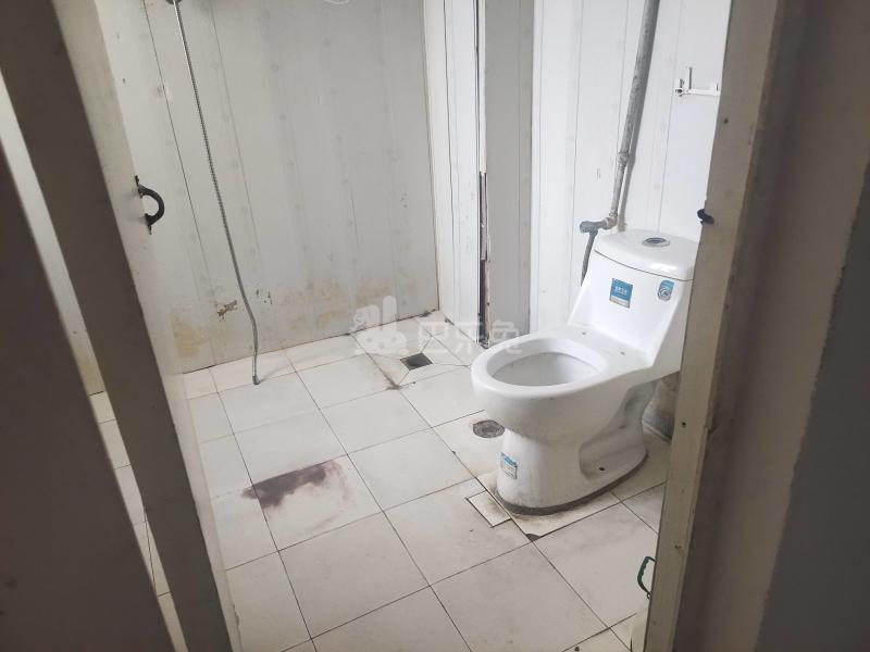 邻里苑5501655卫生间图7