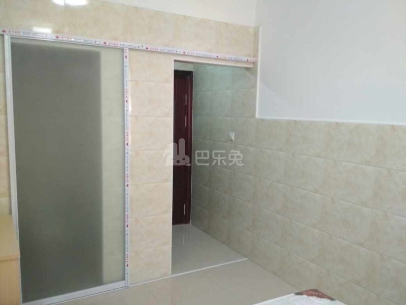 卫家角1431255卧室图4