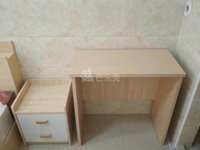 卫家角1431255卧室图5