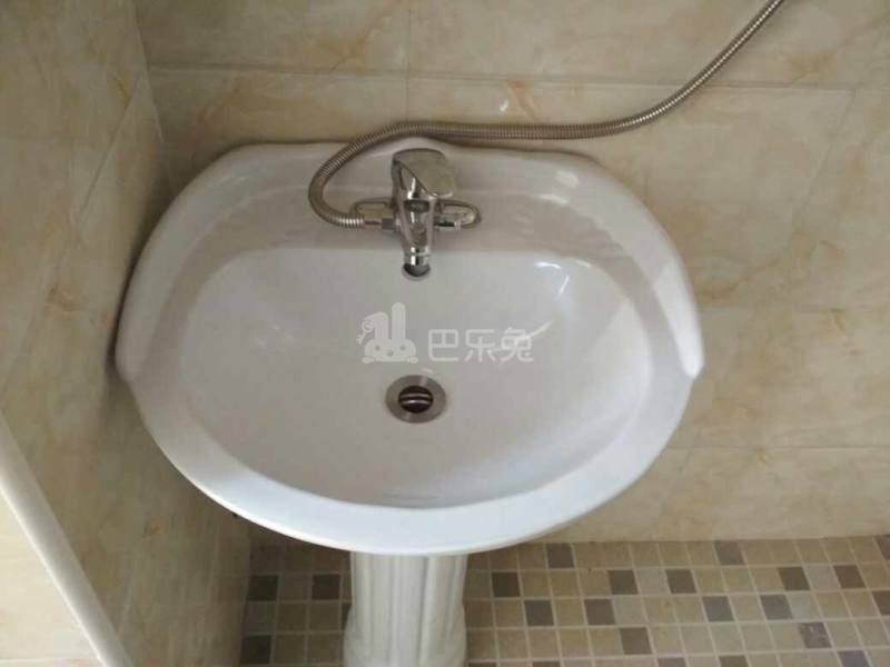 卫家角1431255卫生间图11