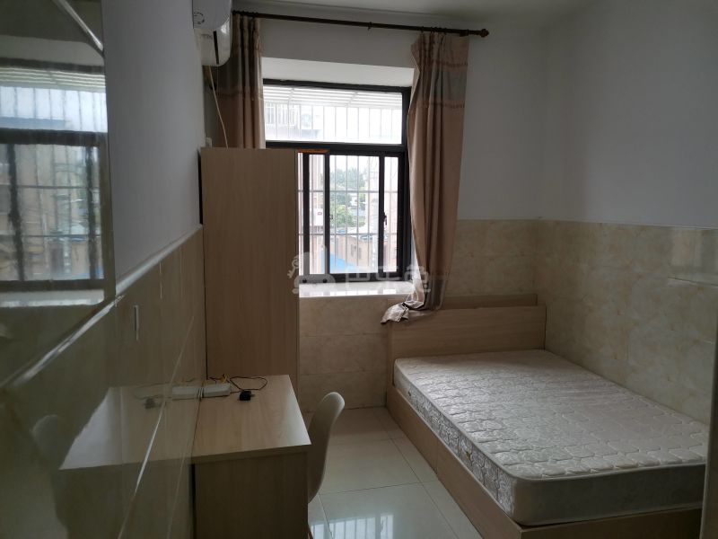 卫家角1431270卧室图4