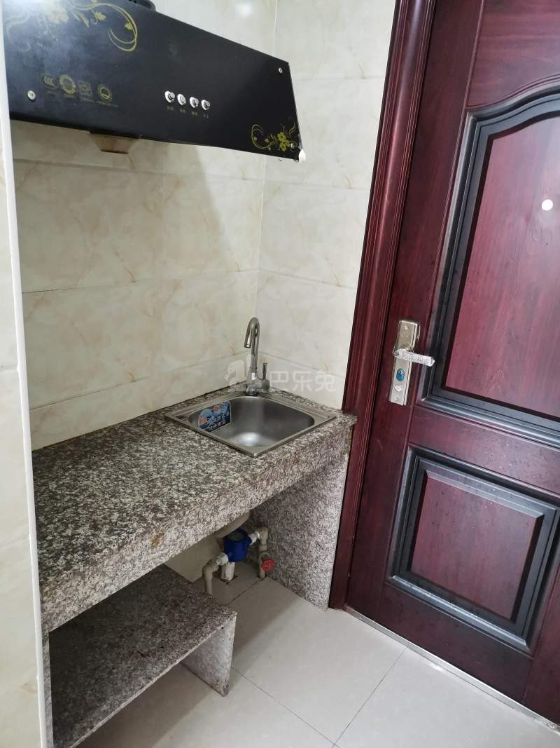 卫家角1431270厨房图5