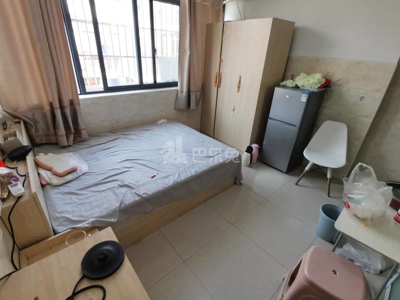 卫家角1431271卧室图2