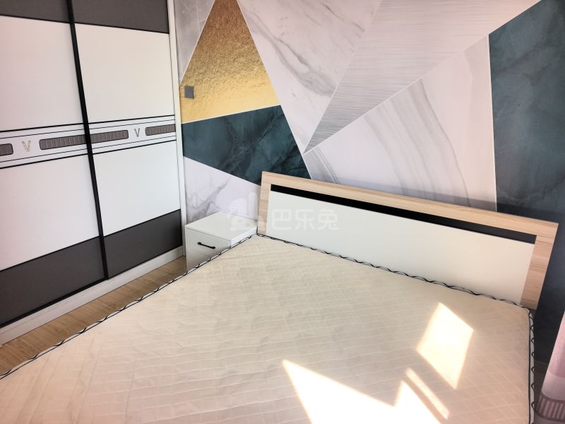 美罗家园罗秀苑1431338卧室图3