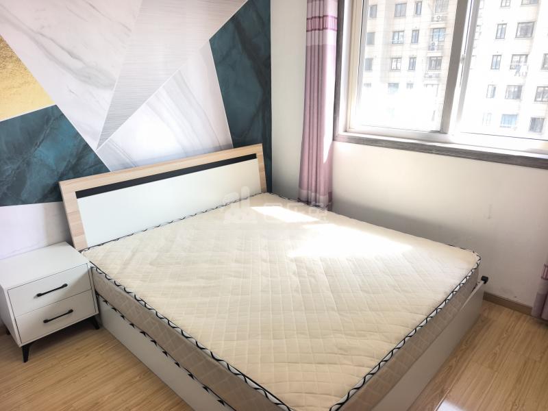 美罗家园罗秀苑1431338卧室图1