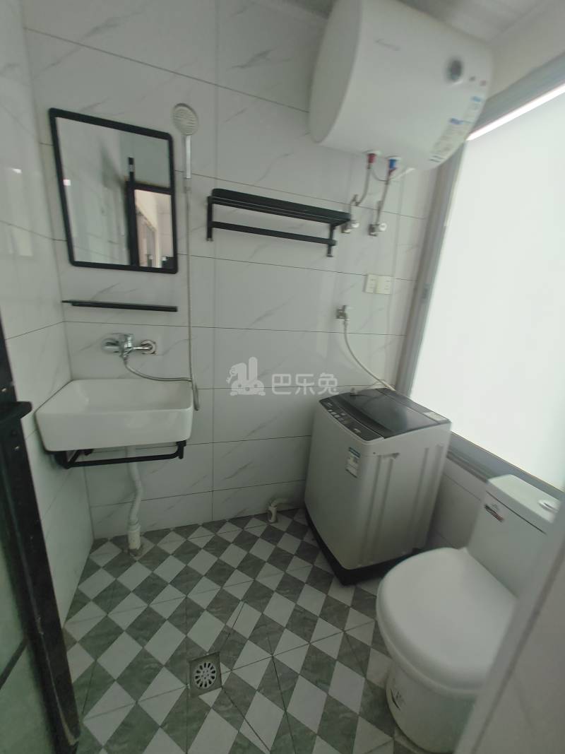 南芦公路28弄14322722卫生间图5