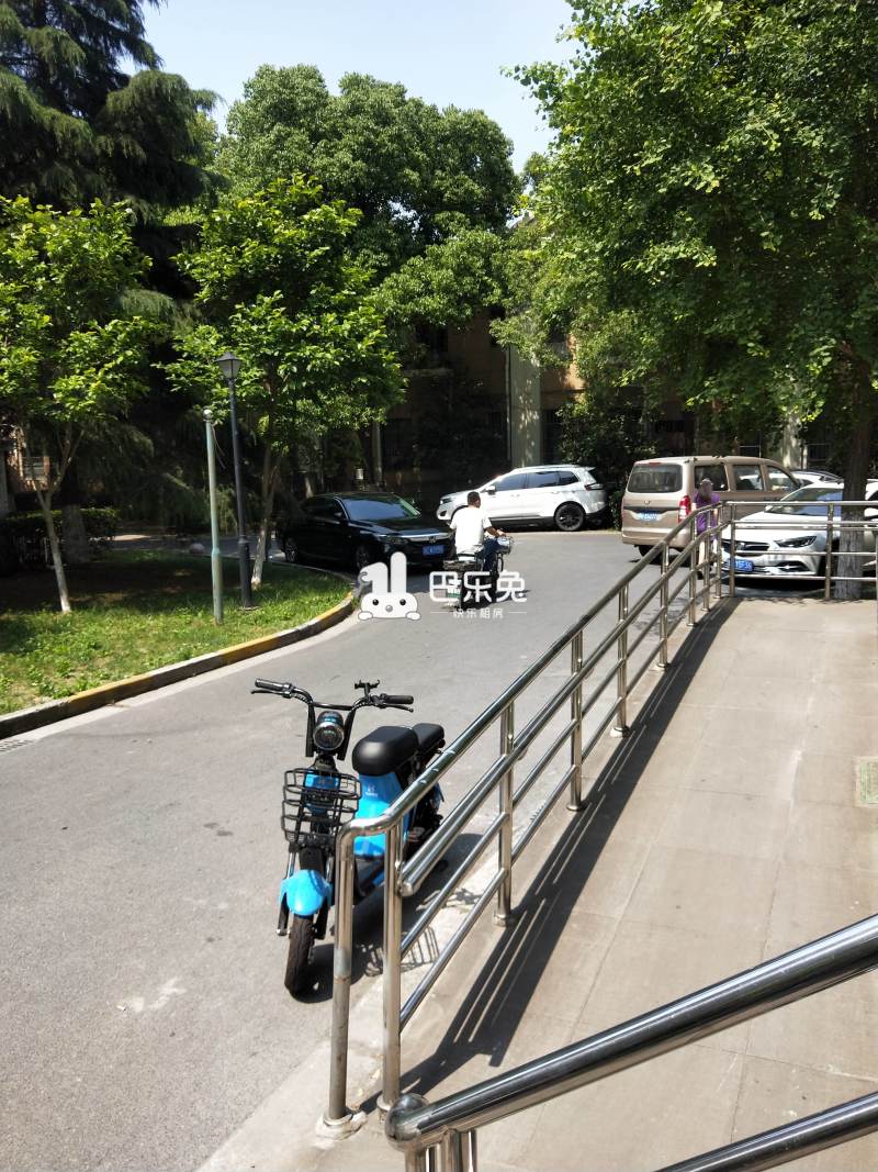 上海松江_金港花园二期_1室0厅1卫_合租朝西南_古楼公路348弄-上海