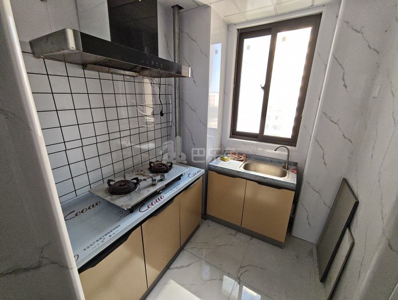 香逸铂悦14354392厨房图6