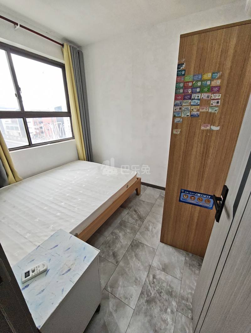 香逸铂悦14354392卧室图0