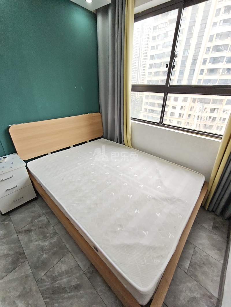 香逸铂悦14354392卧室图2