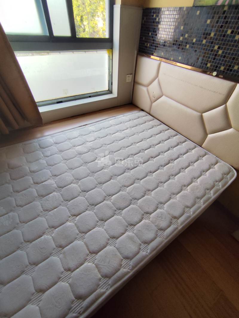 丰盛雅苑1435458卧室图2