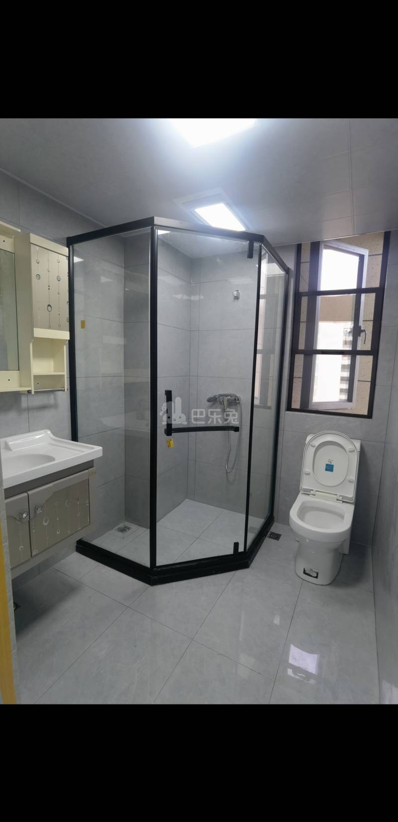 亭山万和府14377597卫生间图1