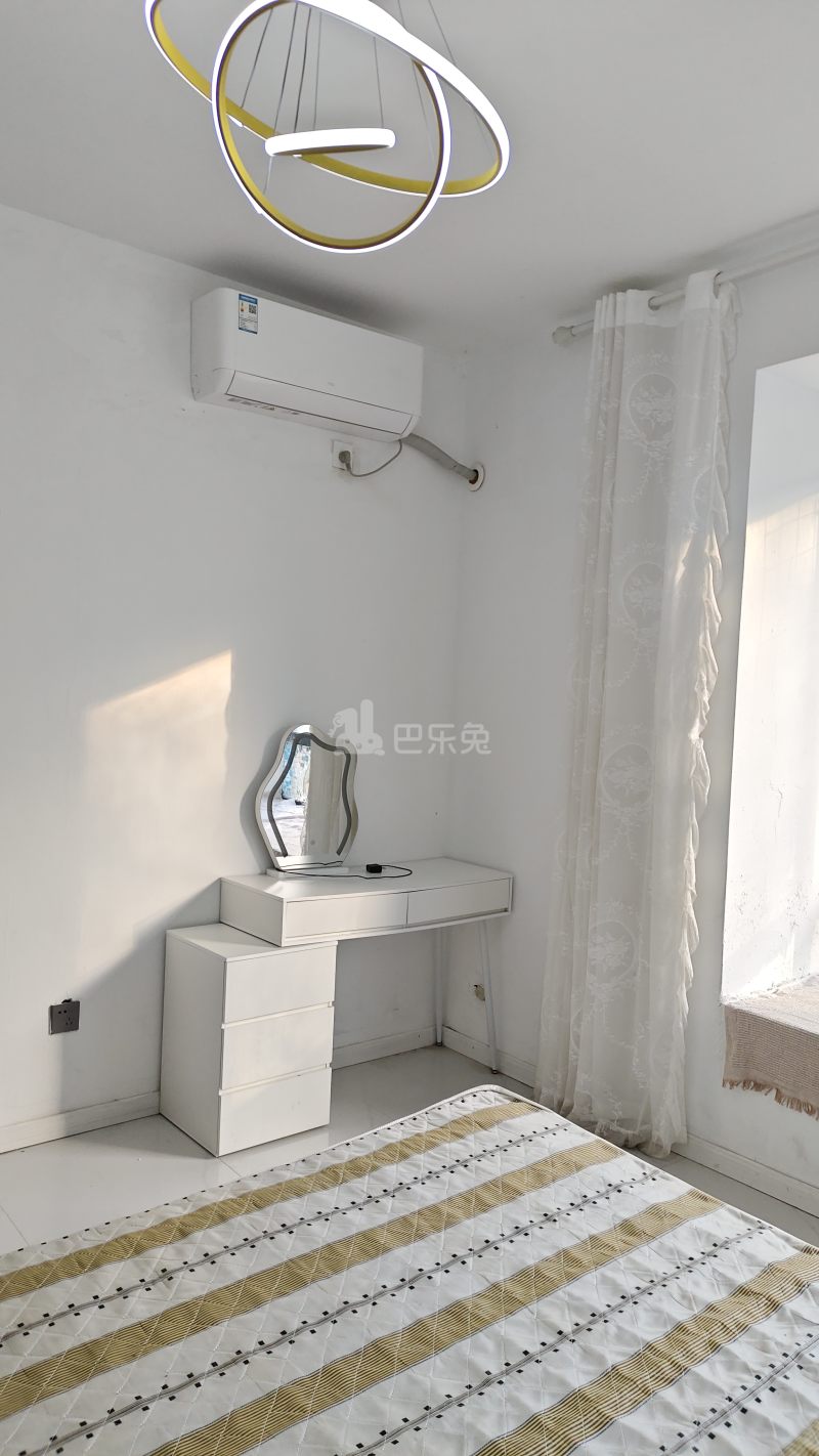 新城盛景D区14388175卧室图1