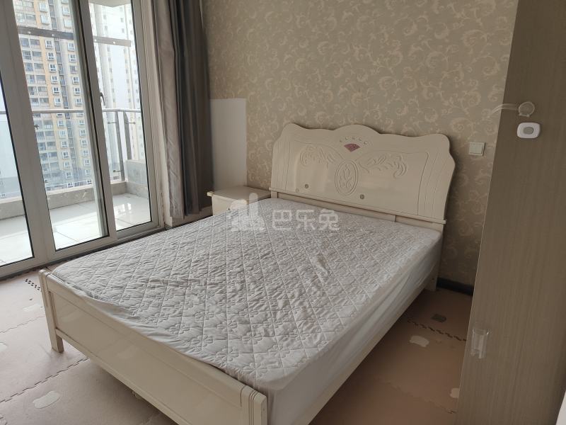 盘古天地东区14404867卧室图1