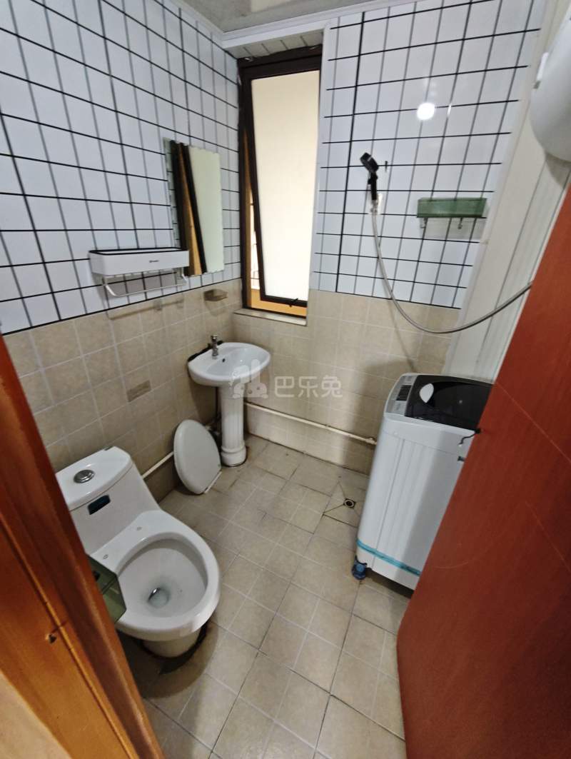 花桥裕花园14406794卫生间图8