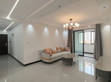 康美雅苑 3室2厅1卫