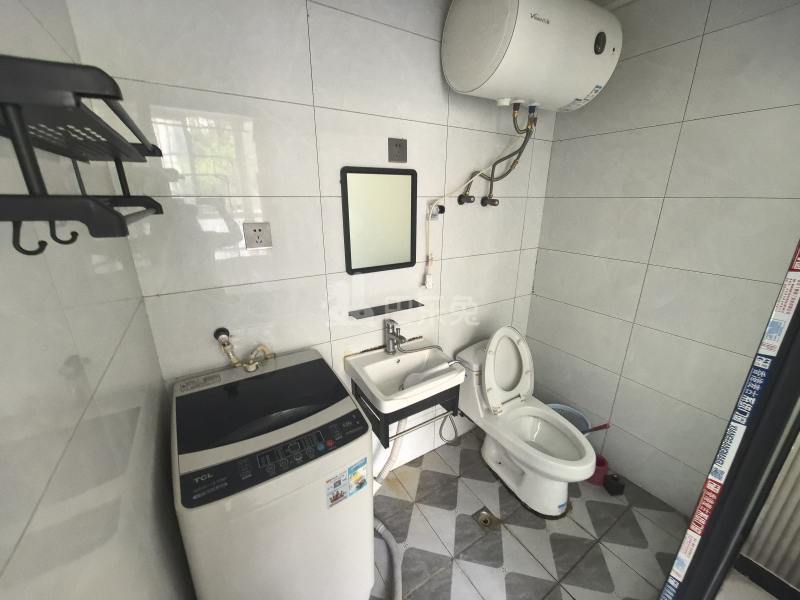 永乐公寓14452504卫生间图5