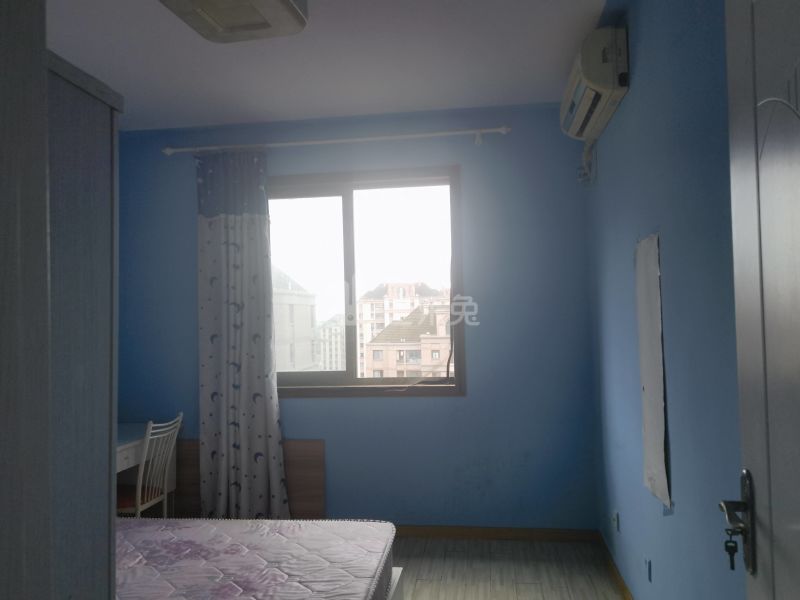 新凯家园四期茉莉雅苑1446156卧室窗户图8