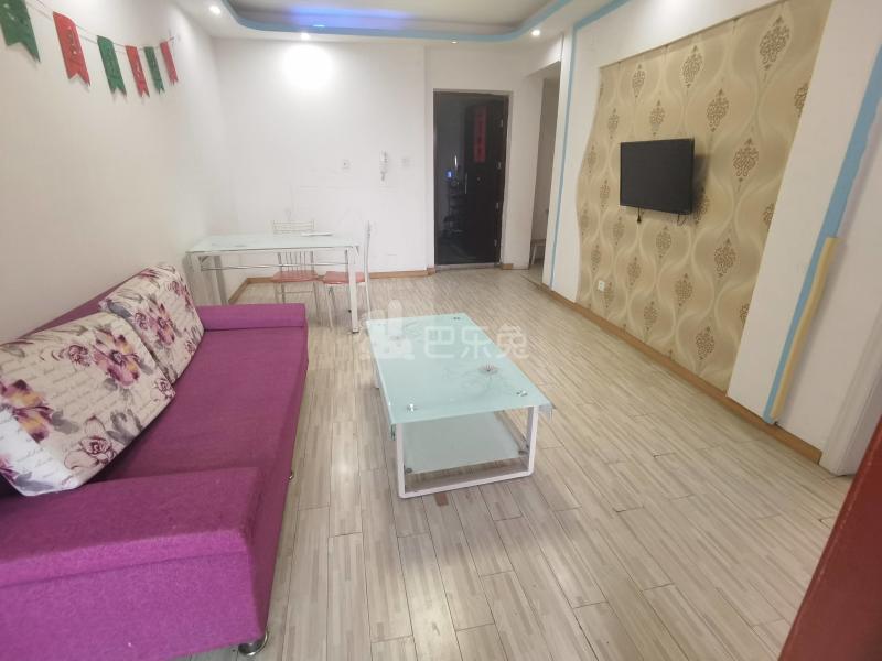 新凯家园四期茉莉雅苑1446156客厅图5