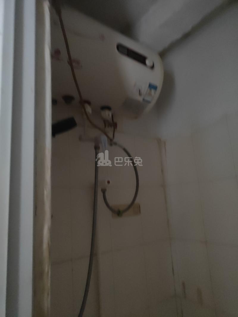 海湾花园1446352卫生间图5