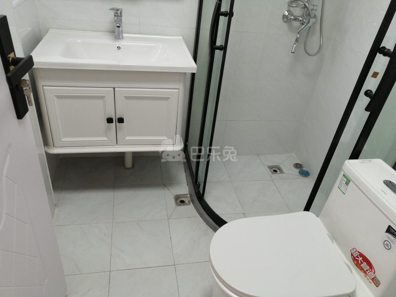 黄山秀庭14471780卫生间图7