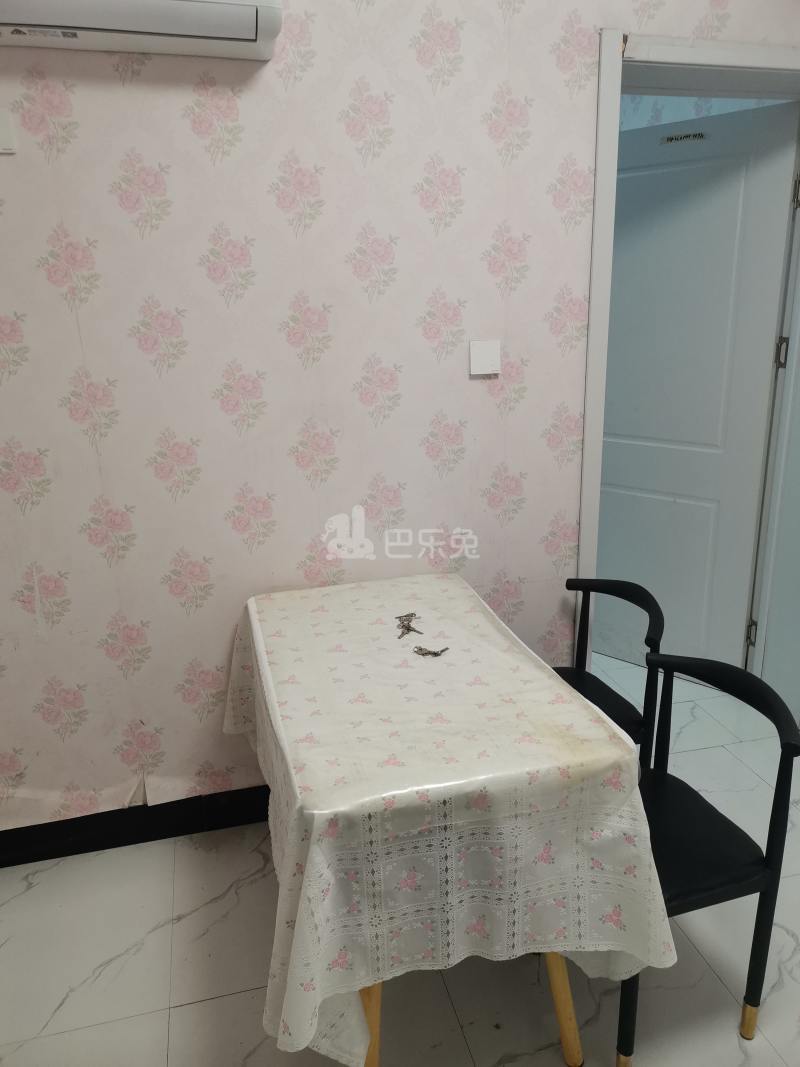 临和家苑南区14483543客厅图4