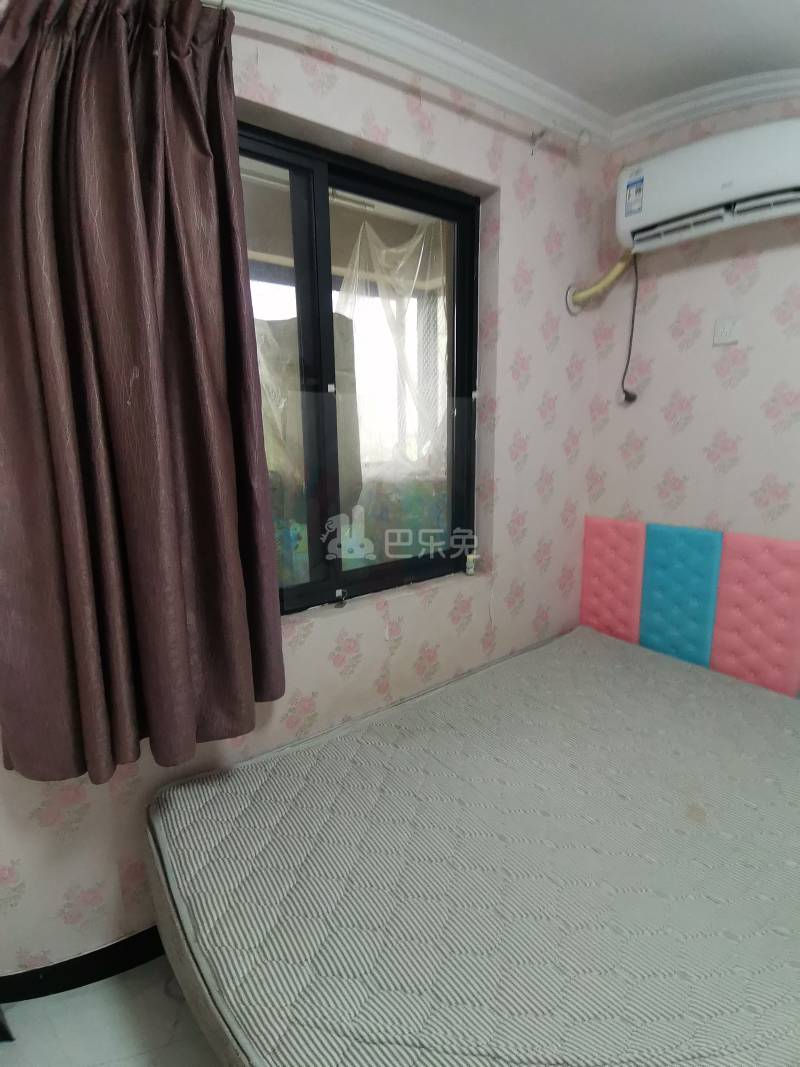 临和家苑南区14483543卧室窗户图10