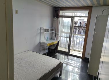 新青浦花苑一区 