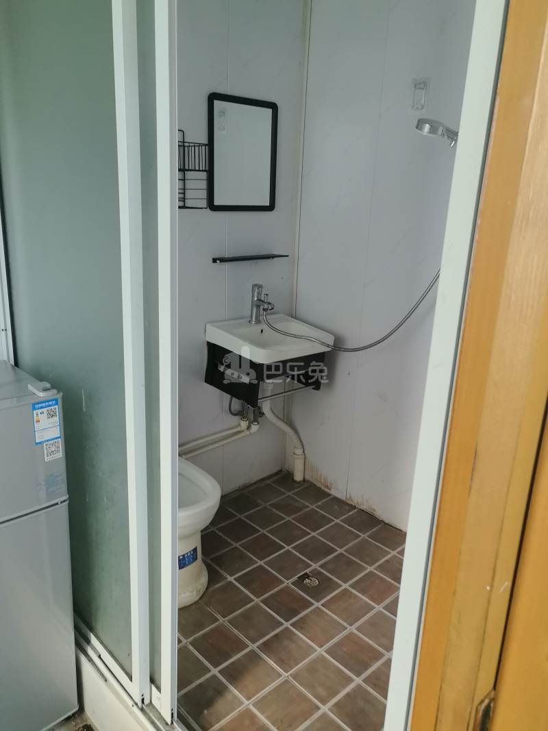 新青浦花苑一区14487906卫生间图5