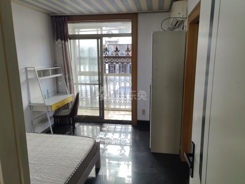 新青浦花苑一区14487906卧室图1