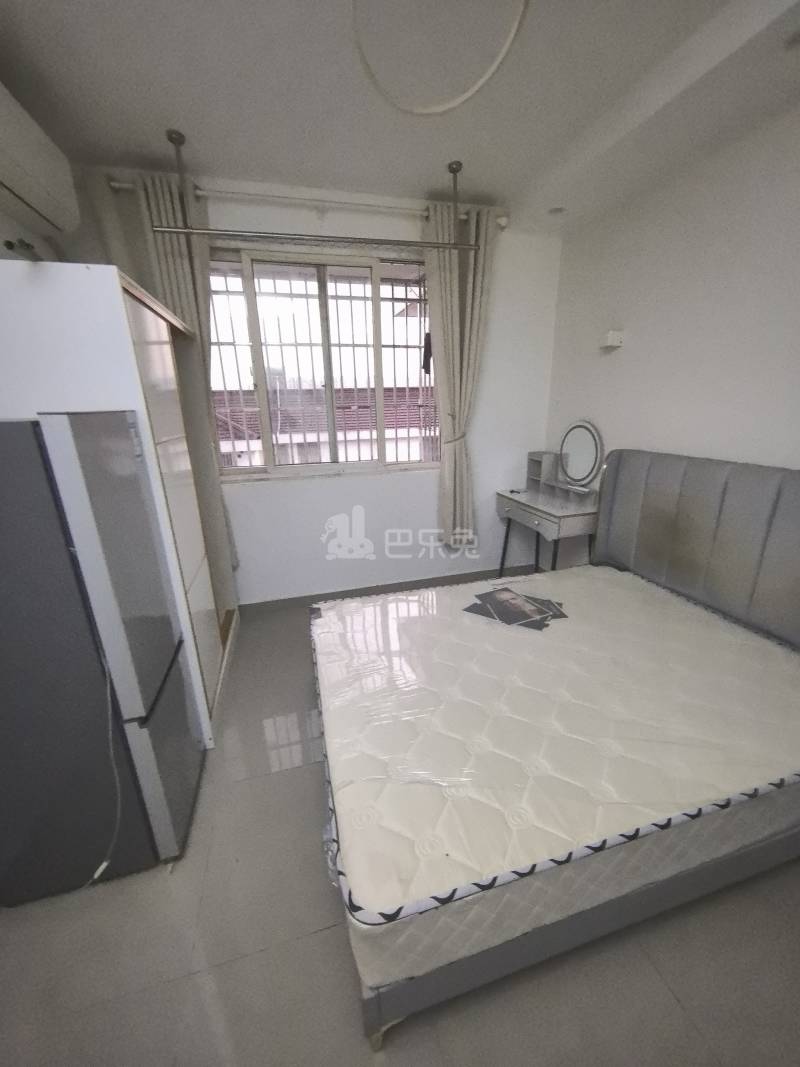 嘉定阳光苑3区14507230卧室图3