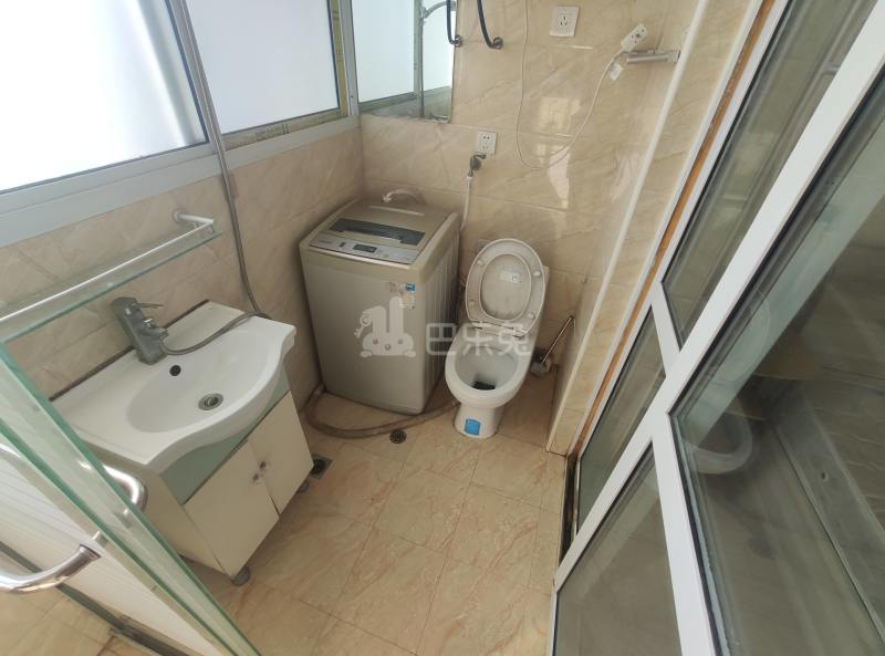 金色米兰苑1450010卫生间图8