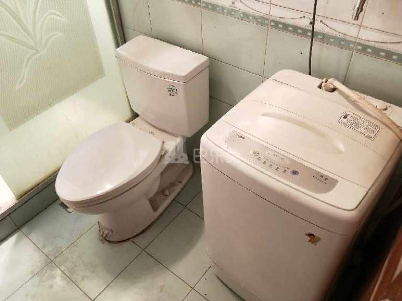 金色米兰苑1450010卫生间图12