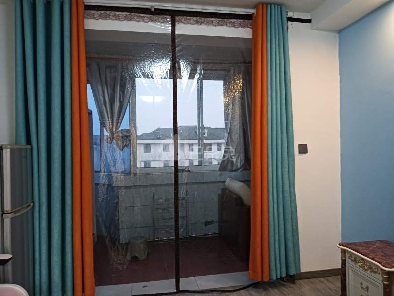 漪园新村（火车站路185弄）14523782卧室窗户图17