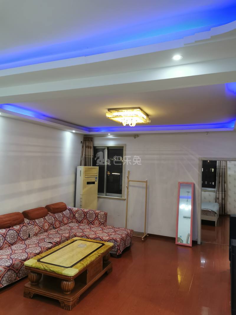 丹江新苑14527135卧室图0