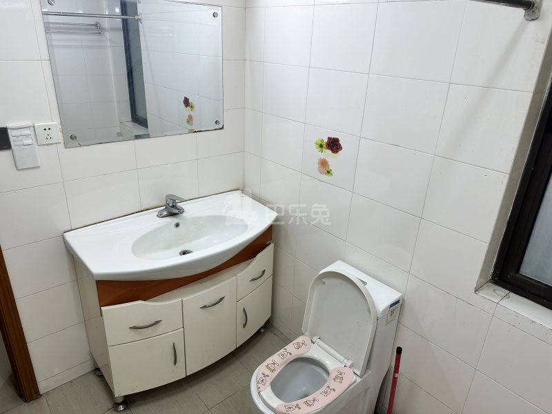 虹梅菁典14527310卫生间图9